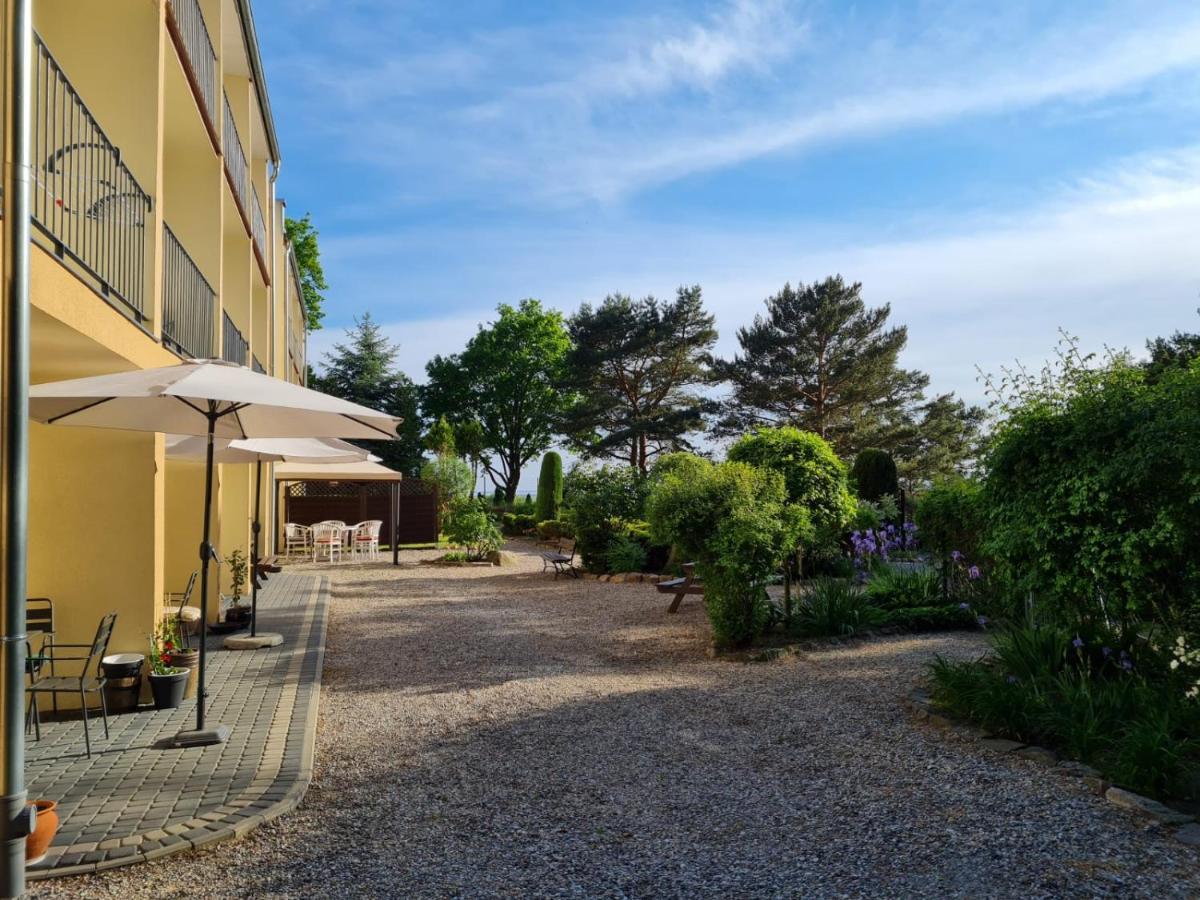 Dom Na Bukowym Wzgorzu Bed & Breakfast Wicko  Екстериор снимка